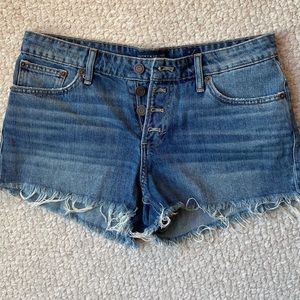 Lucky brand low rise Jean shorts